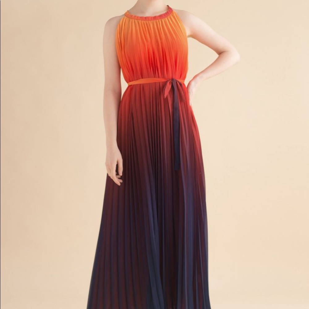 Chicwish Splendor of the Sunset Gradient Pleated Maxi Dress Petite M-L